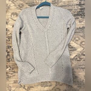 Sonoma cozy v-neck sweater!